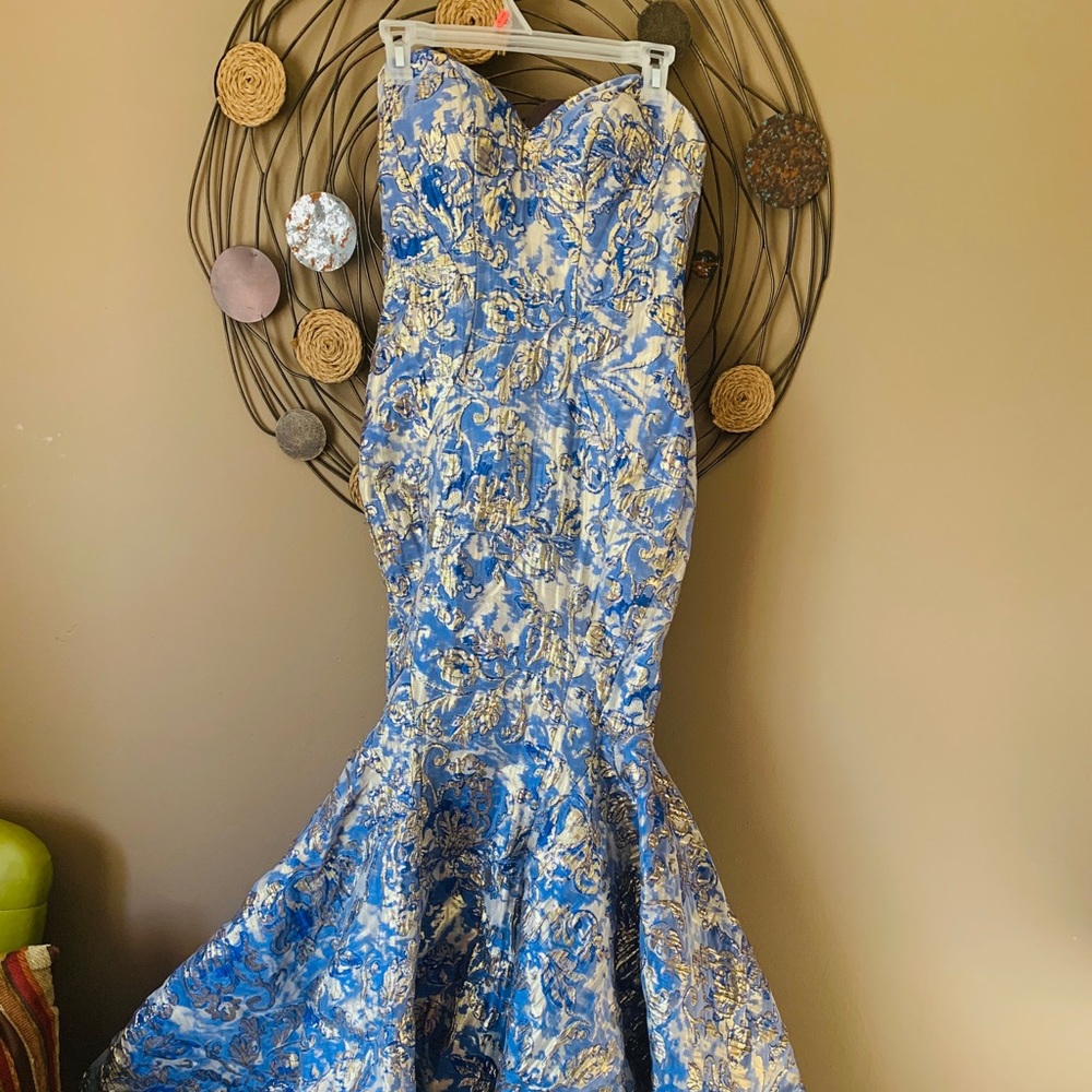 Strapless prom dress, royal blue with gold